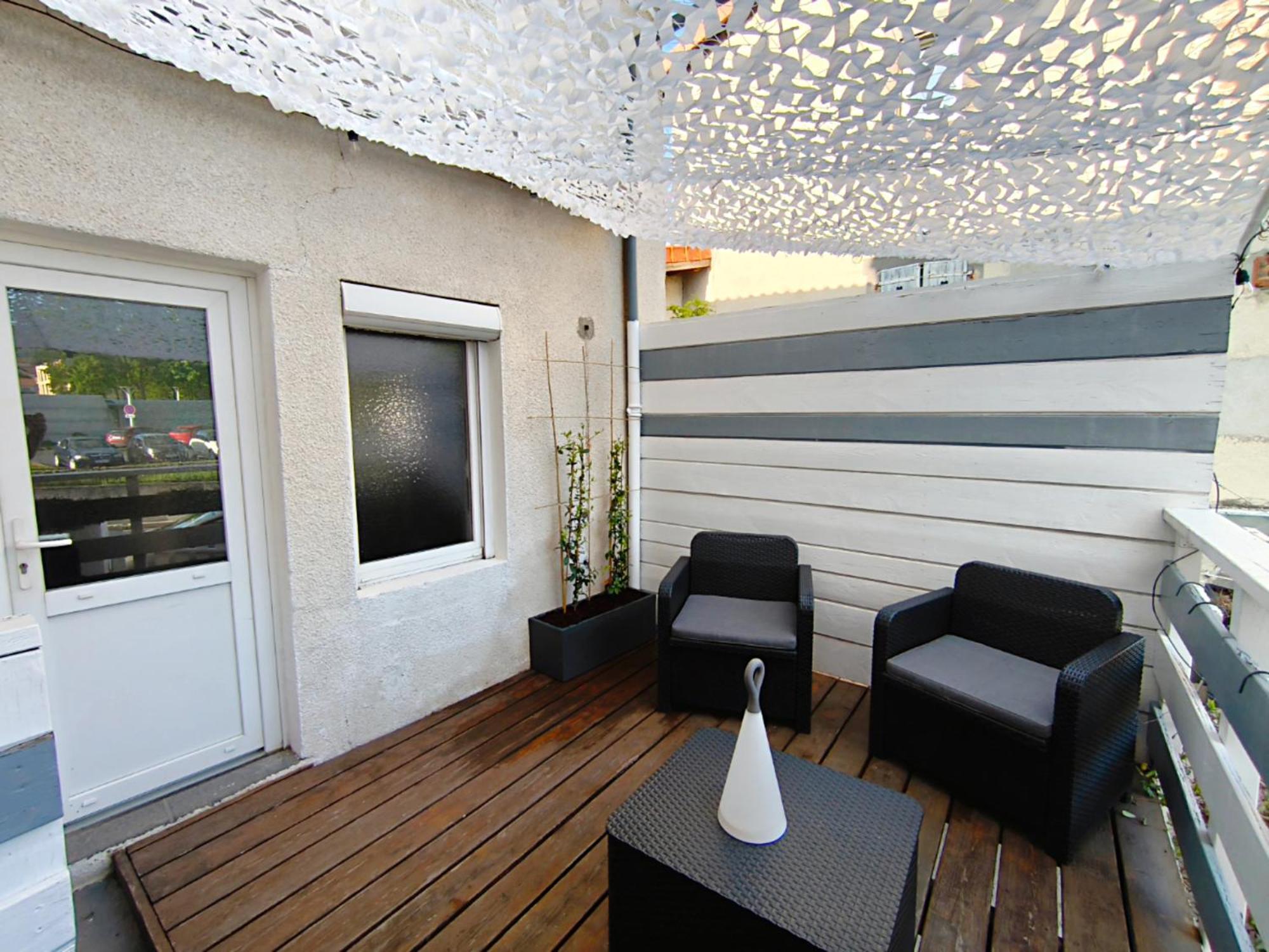 Duplex Avec Terrasse Lejlighed Lempdes Eksteriør billede